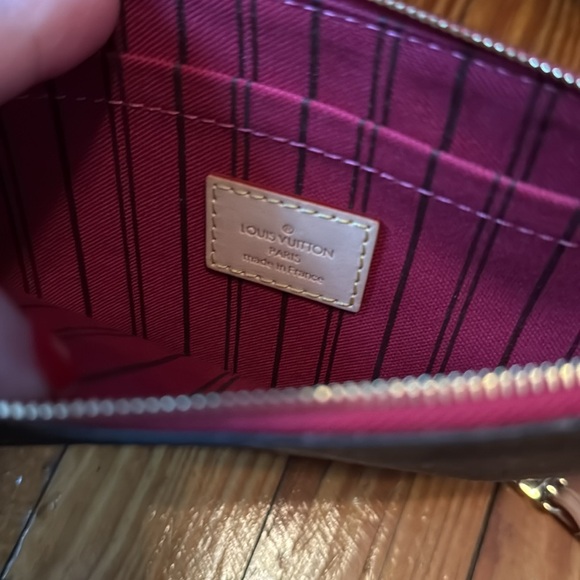 Clutch Wristlet - Picture 3 of 4